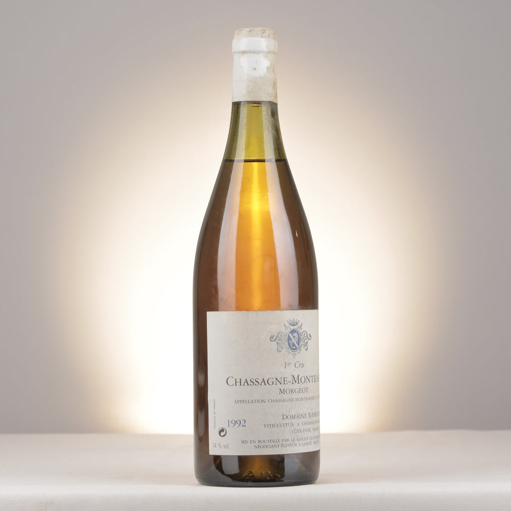 Jean-Claude Ramonet Chassagne-Montrachet 1er Cru "Morgeot" Blanc 1992 Bottle turned right