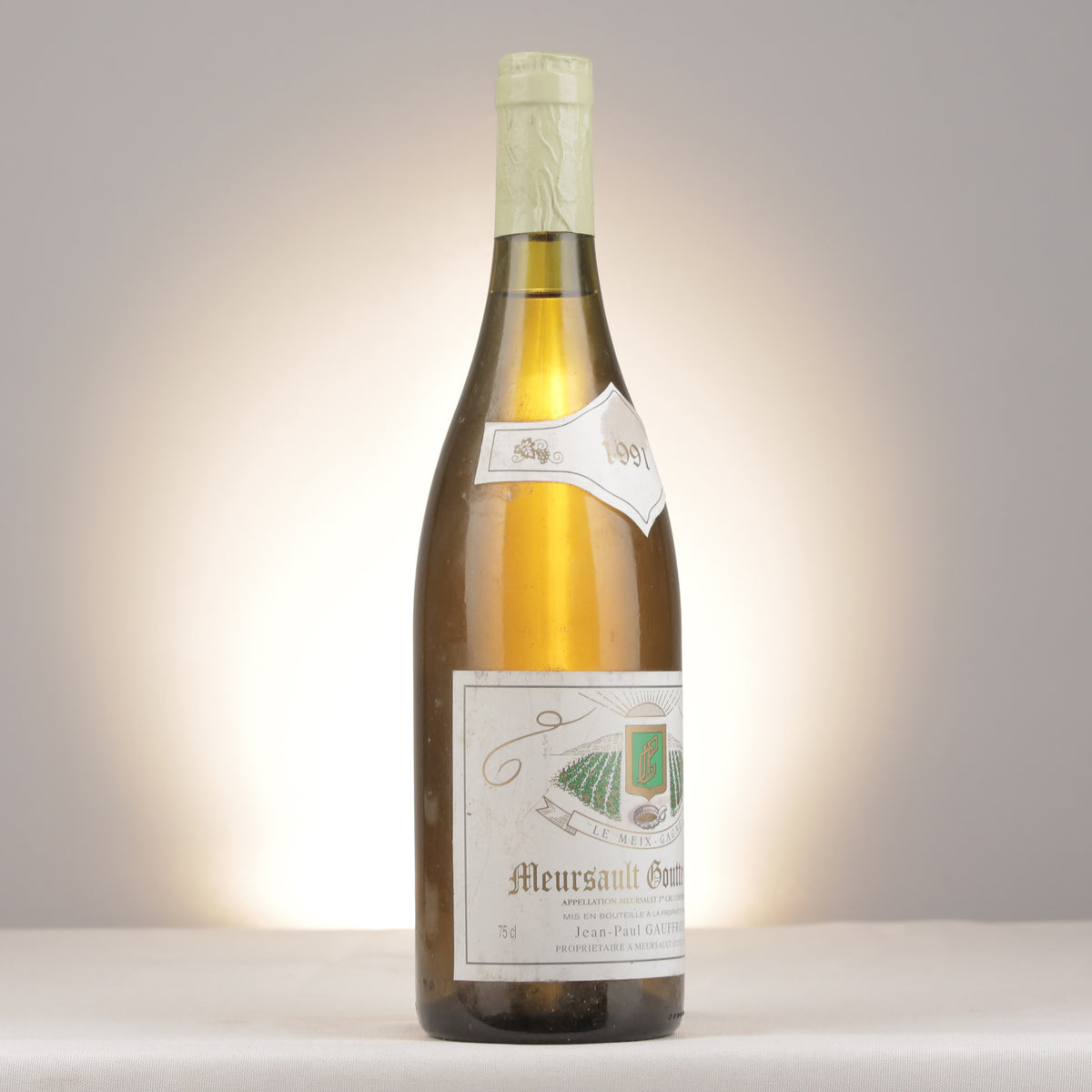 Jean-Paul Gauffroy Meursault 1er Cru Goutte d'Or 1991 Bottle turned right