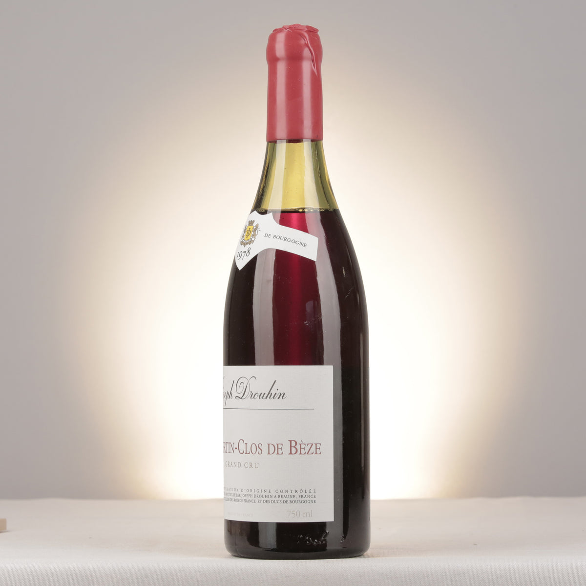 Joseph Drouhin Chambertin-Clos de Bèze Grand Cru 1978 Bottle turned left
