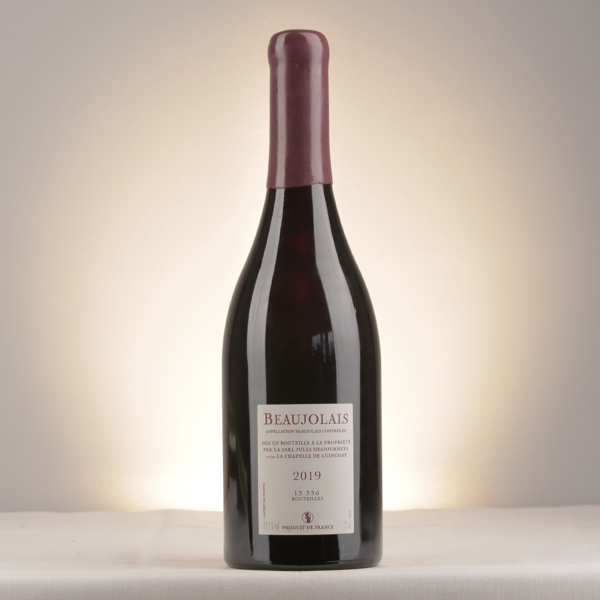 Jules Desjourneys Beaujolais 2019 Bottle back