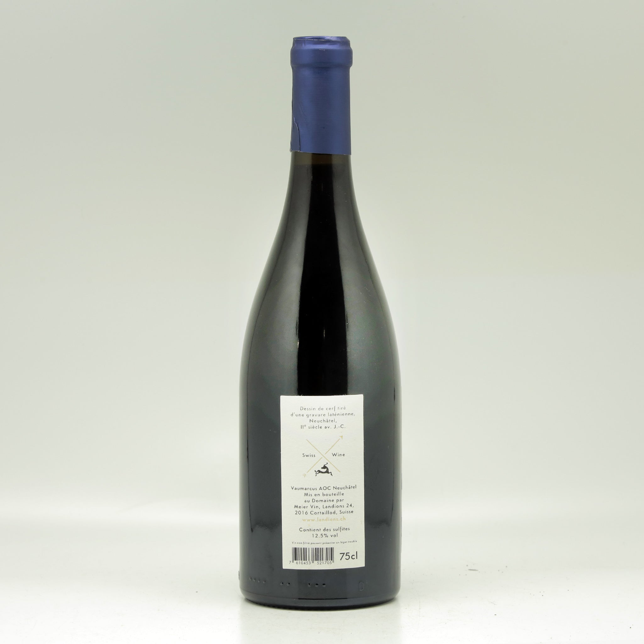 Domaine des Landions Le Clos du Château Pinot Noir 2017 Red wine Bottle