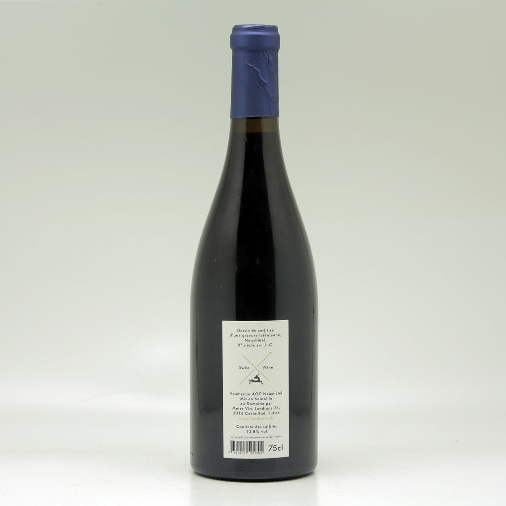 Domaine des Landions Le Clos du Château Pinot Noir 2018 Red wine Bottle