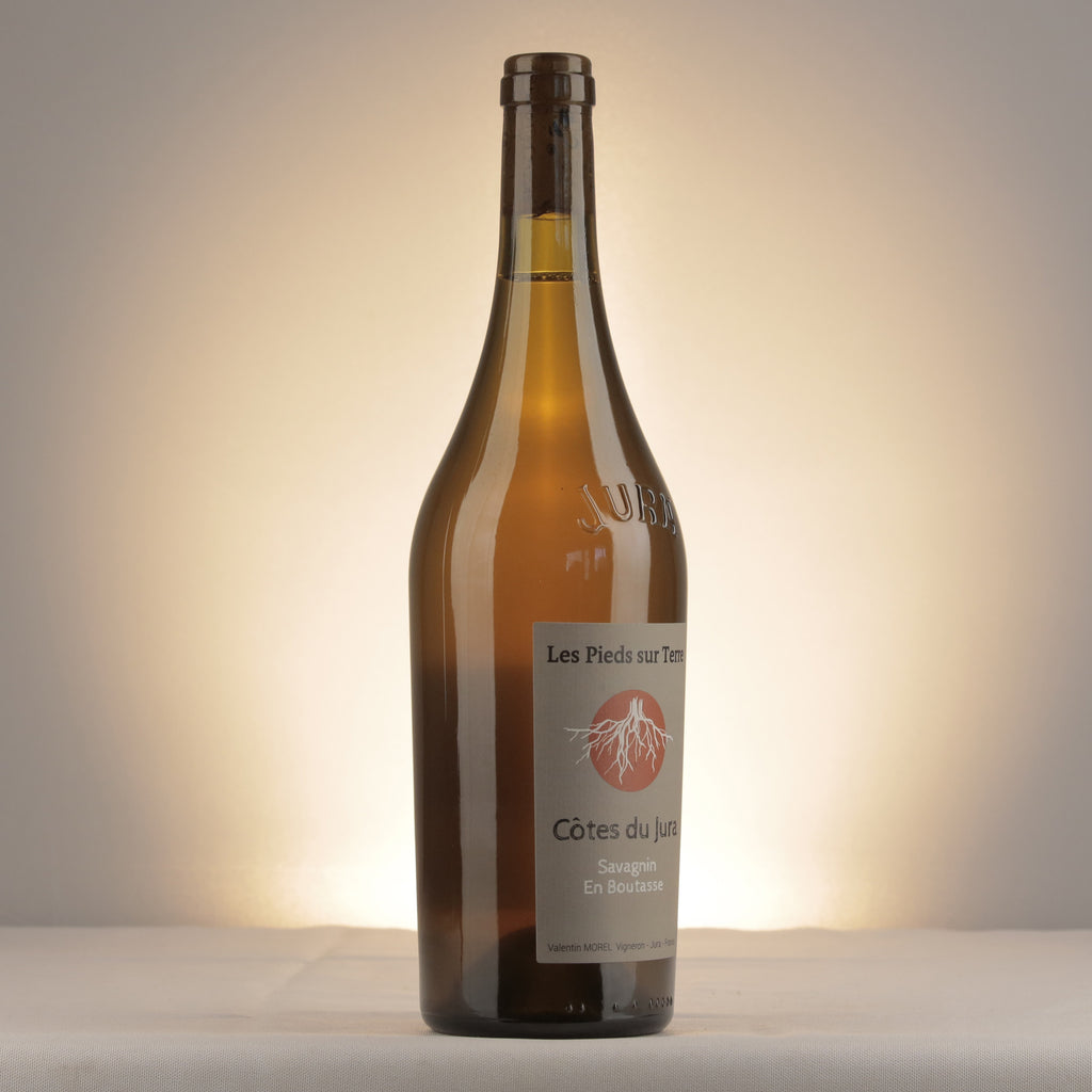 Les Pieds sur Terre Côtes du Jura Savagnin En Boutasse 2023 Bottle label