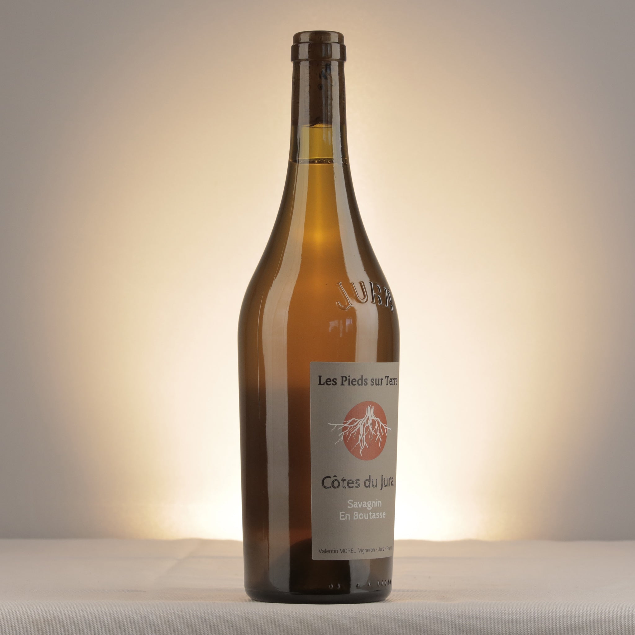 Les Pieds sur Terre Côtes du Jura Savagnin En Boutasse 2023 Bottle label
