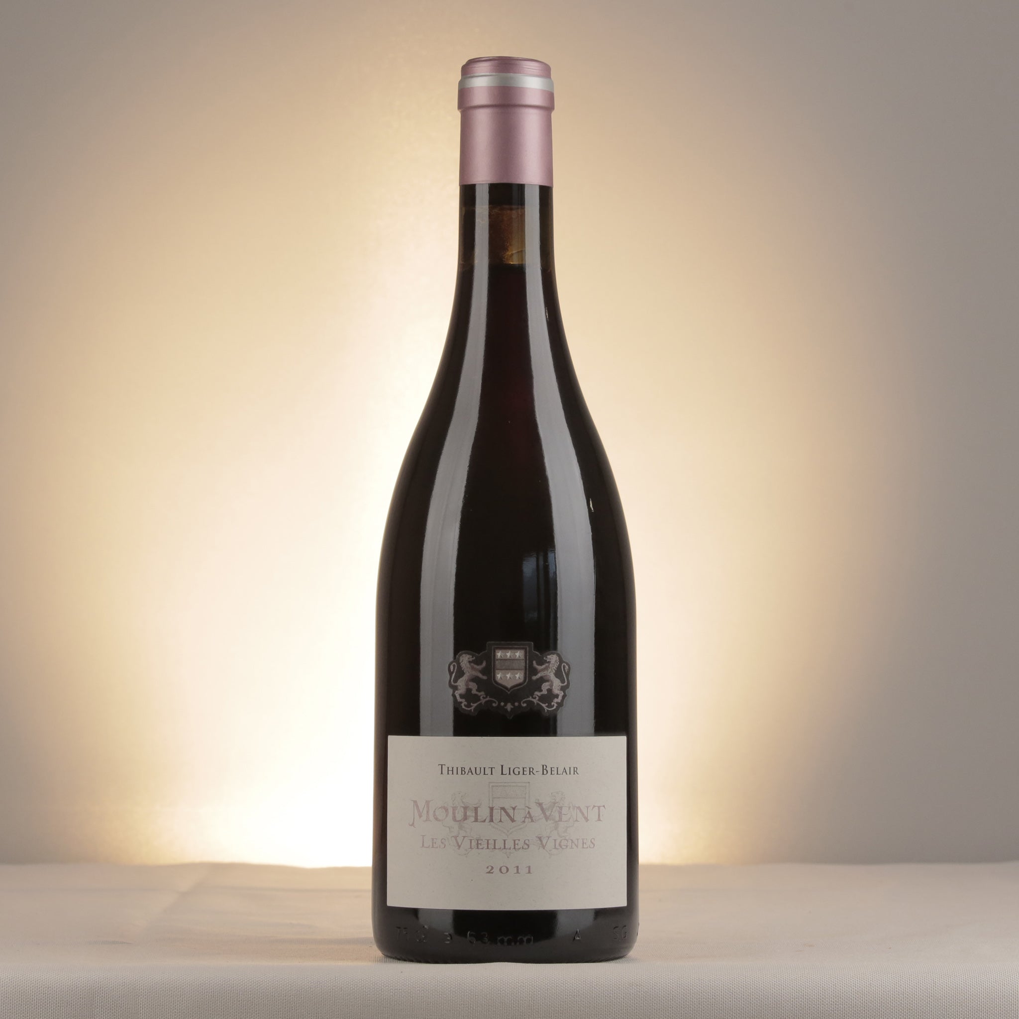 Thibault Liger-Belair Moulin-à-Vent Les Vieilles Vignes 2011 Bottle front