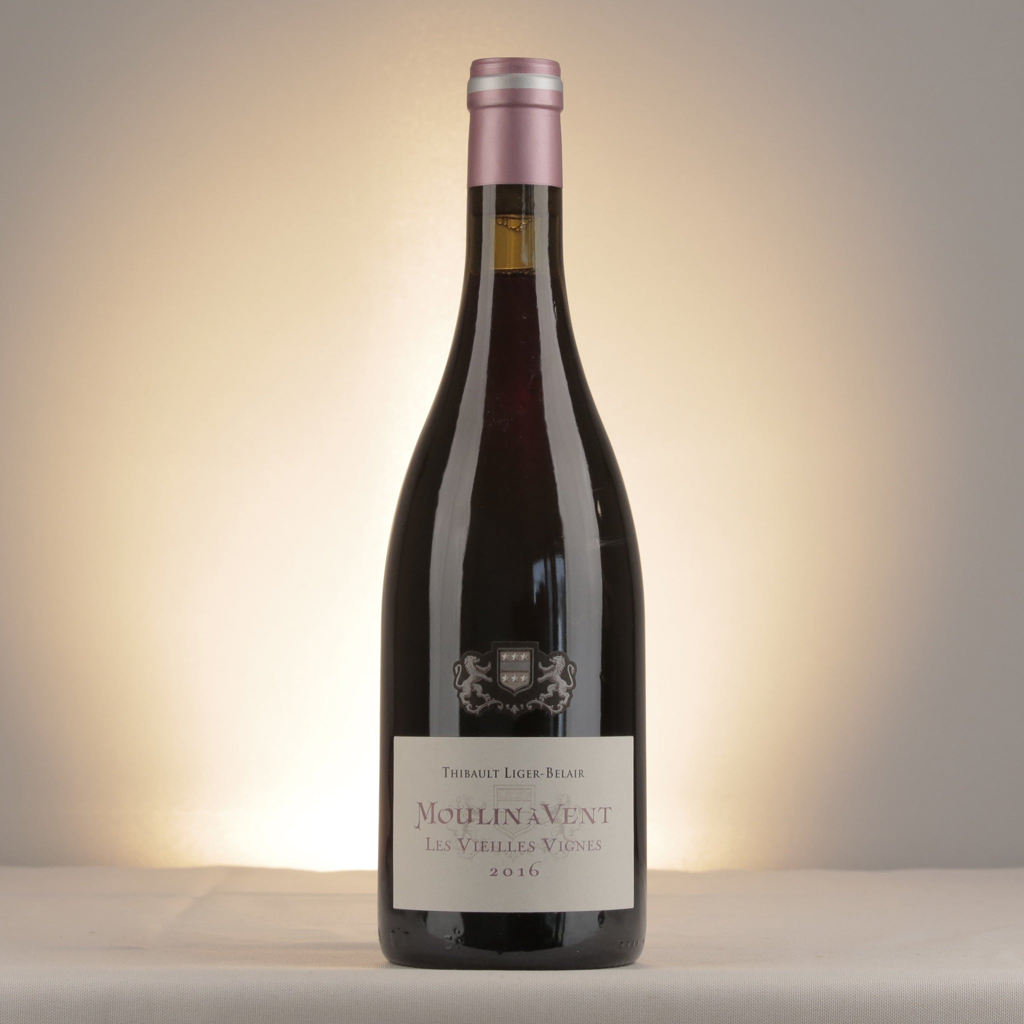 Thibault Liger-Belair Moulin-à-Vent Les Vieilles Vignes 2016 Bottle front