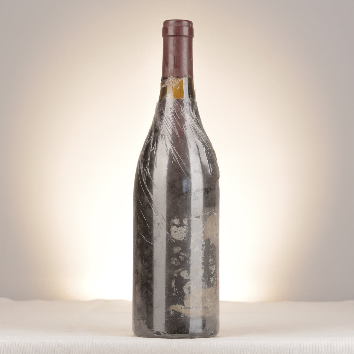 Lignier-Michelot Clos de la Roche Grand Cru 1986 Bottle turned right