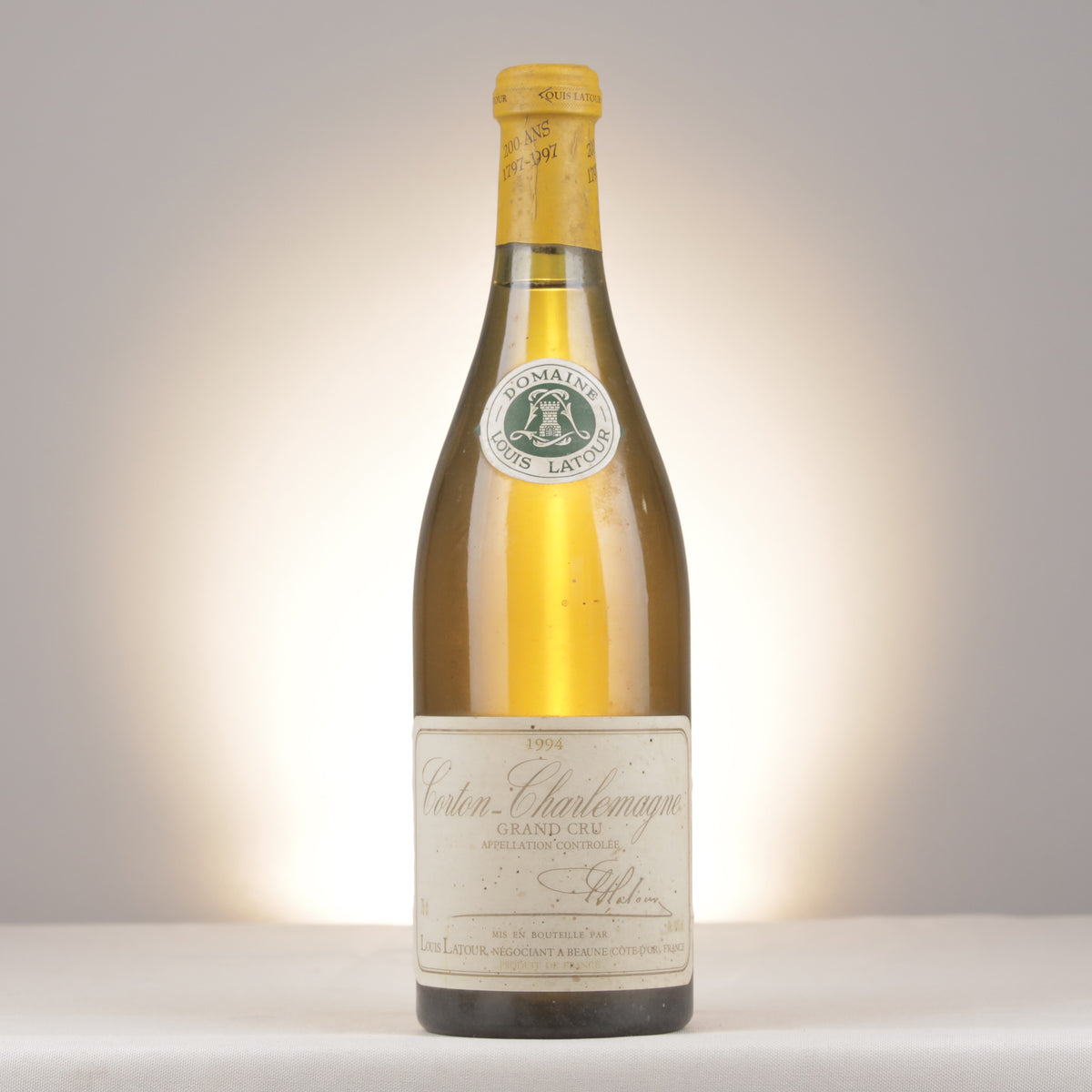 Louis Latour Corton-Charlemagne Grand Cru 1994 Bottle front
