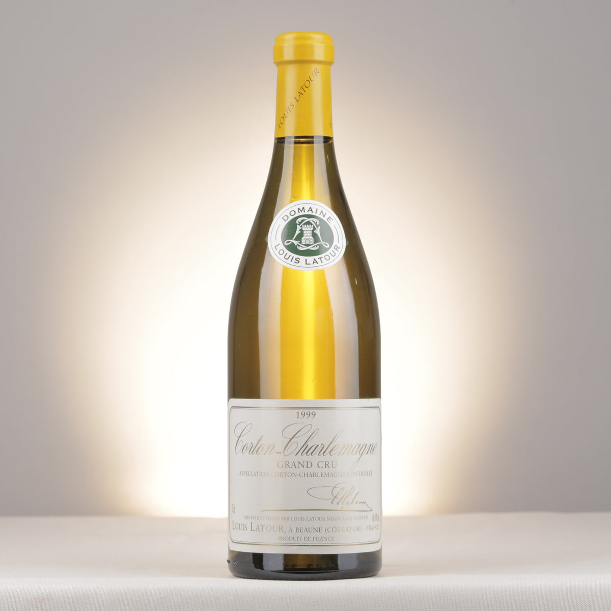 Louis Latour Corton-Charlemagne Grand Cru 1999 Bottle front