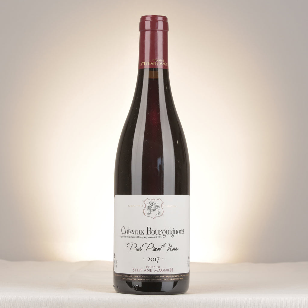 Stéphane Magnien Coteaux Bourguignons "Pur Pinot Noir" 2017 Bottle front