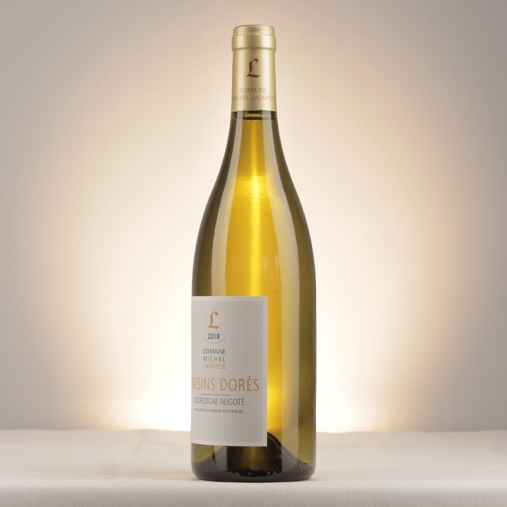 Michel Lafarge Bourgogne "Raisins Dorés" 2018 Bottle detail
