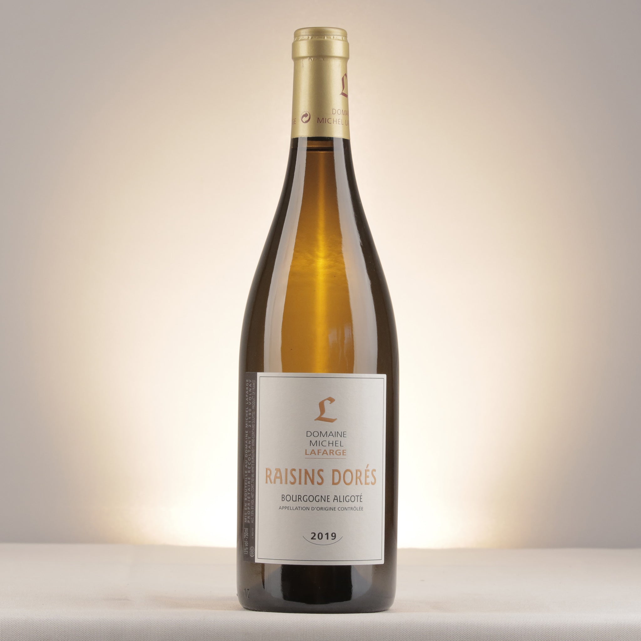 Michel Lafarge Bourgogne "Raisins Dorés" 2019 Bottle front