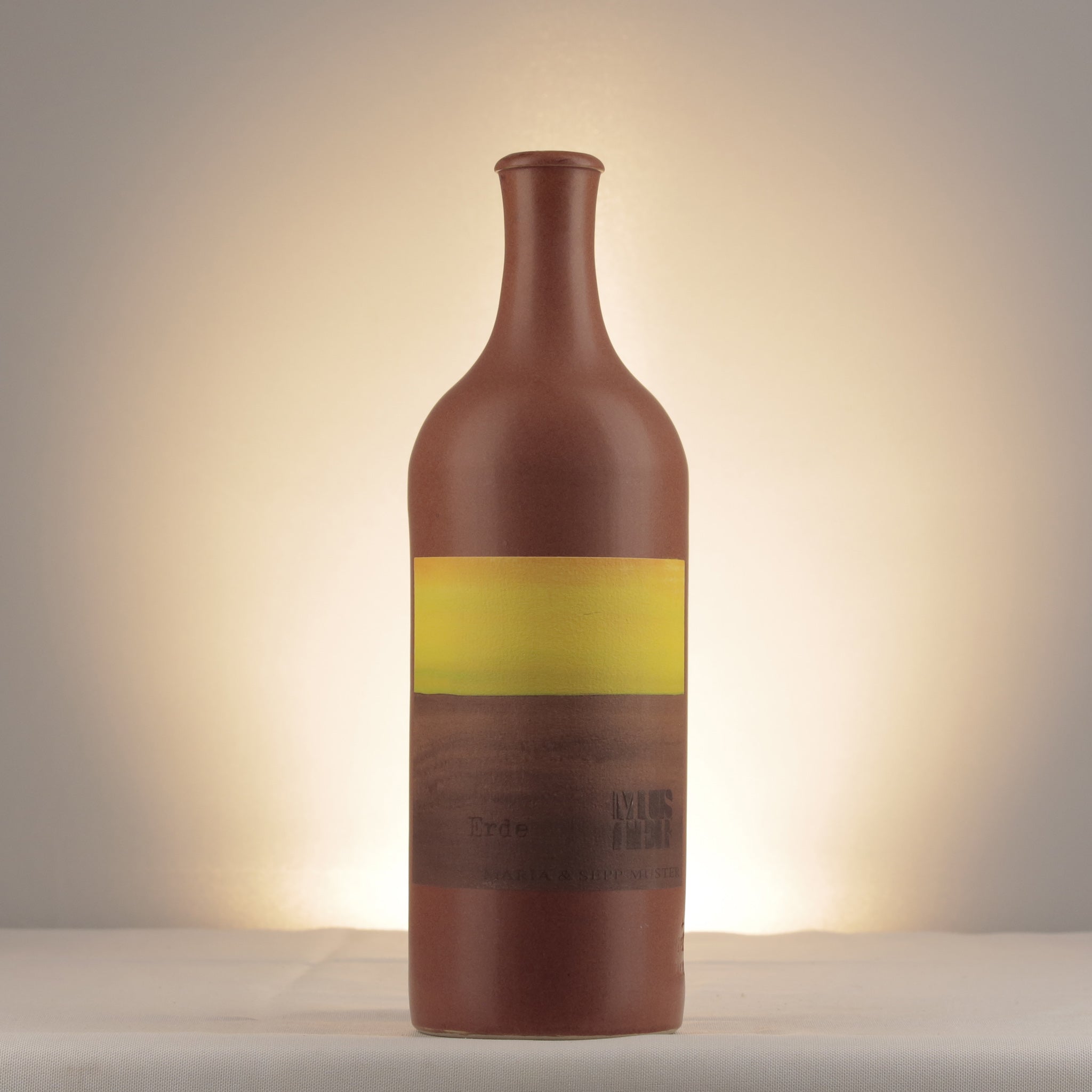 Maria & Sepp Muster Erde 2021 Bottle front