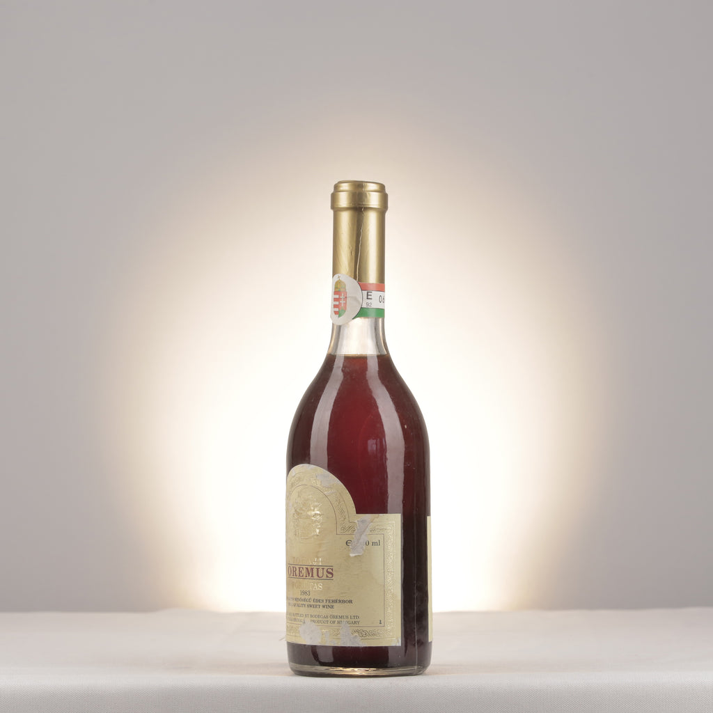Oremus Tokaji Fordítás 1983 Bottle turned left