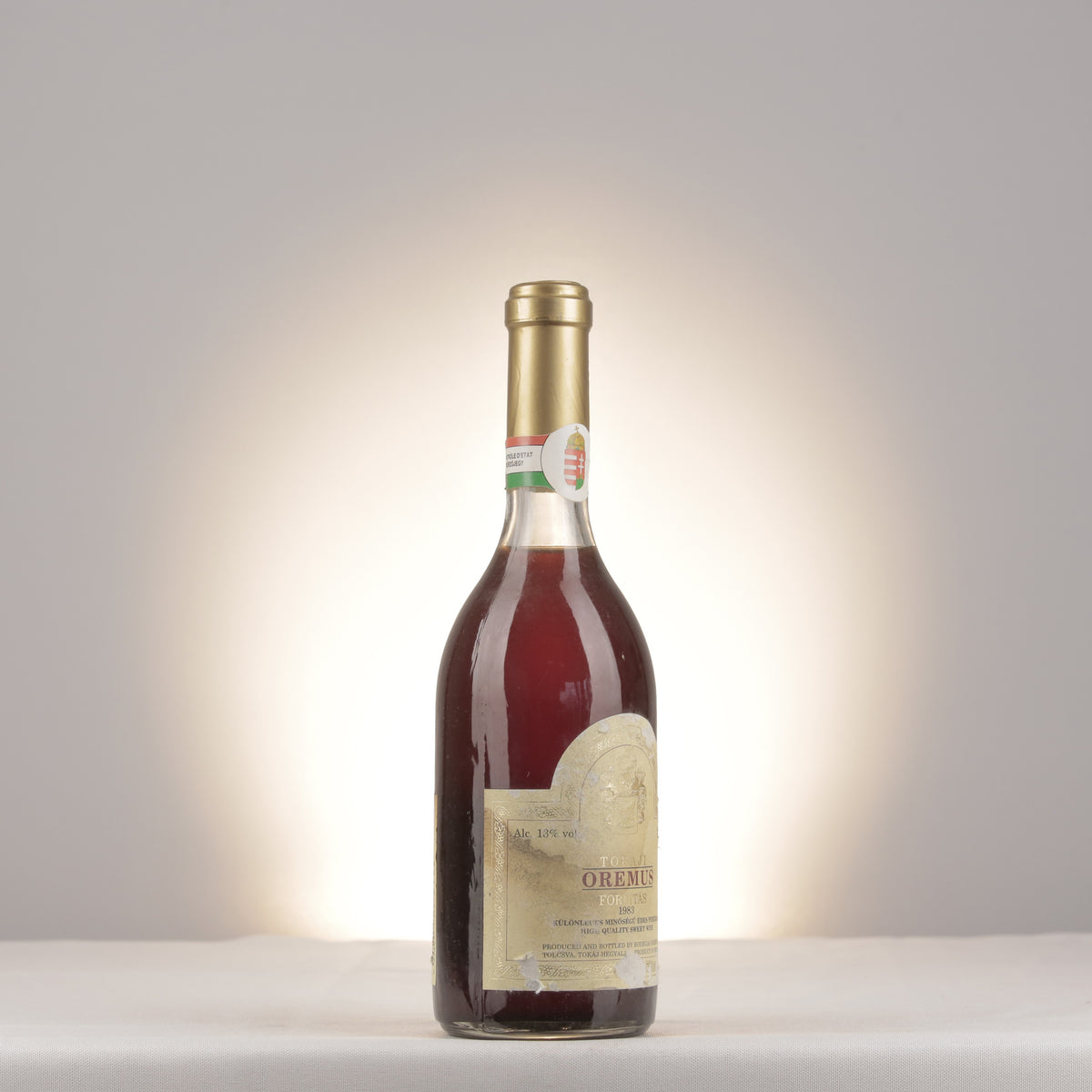 Oremus Tokaji Fordítás 1983 Bottle turned right