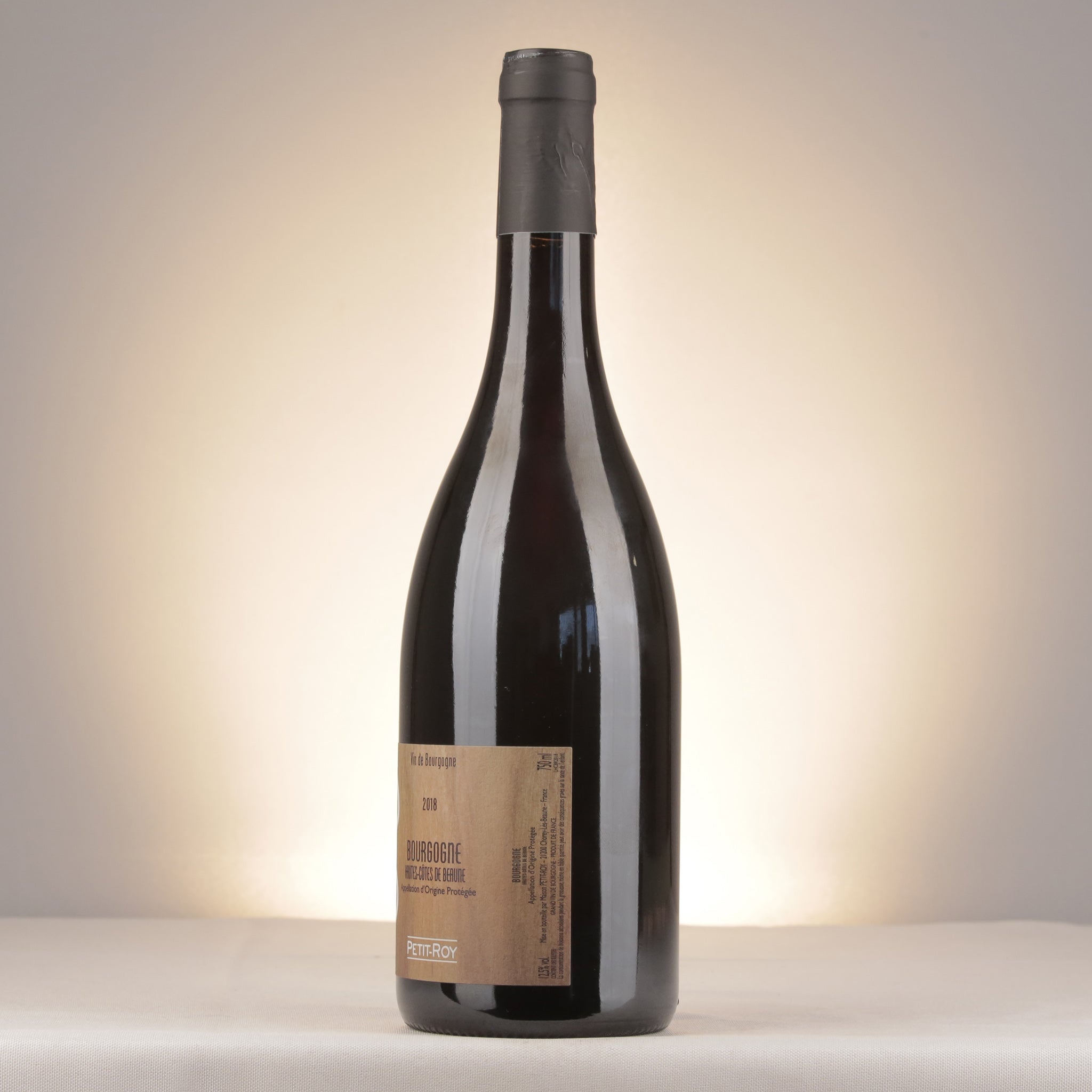 Domaine Petit-Roy Bourgogne Hautes Côtes de Beaune Rouge 2018 Bottle detail