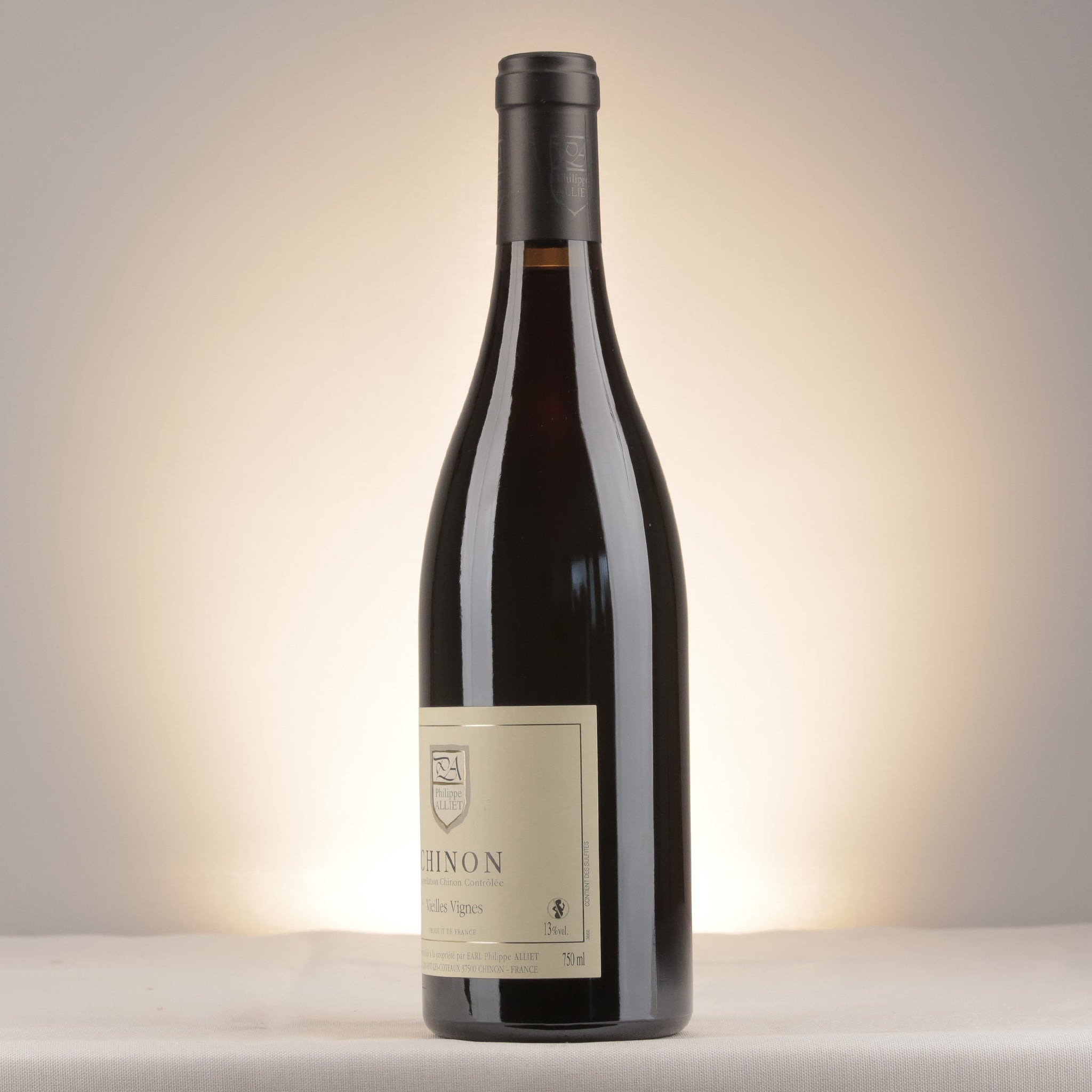 Philippe Alliet Chinon Vieilles Vignes 2015 Bottle detail