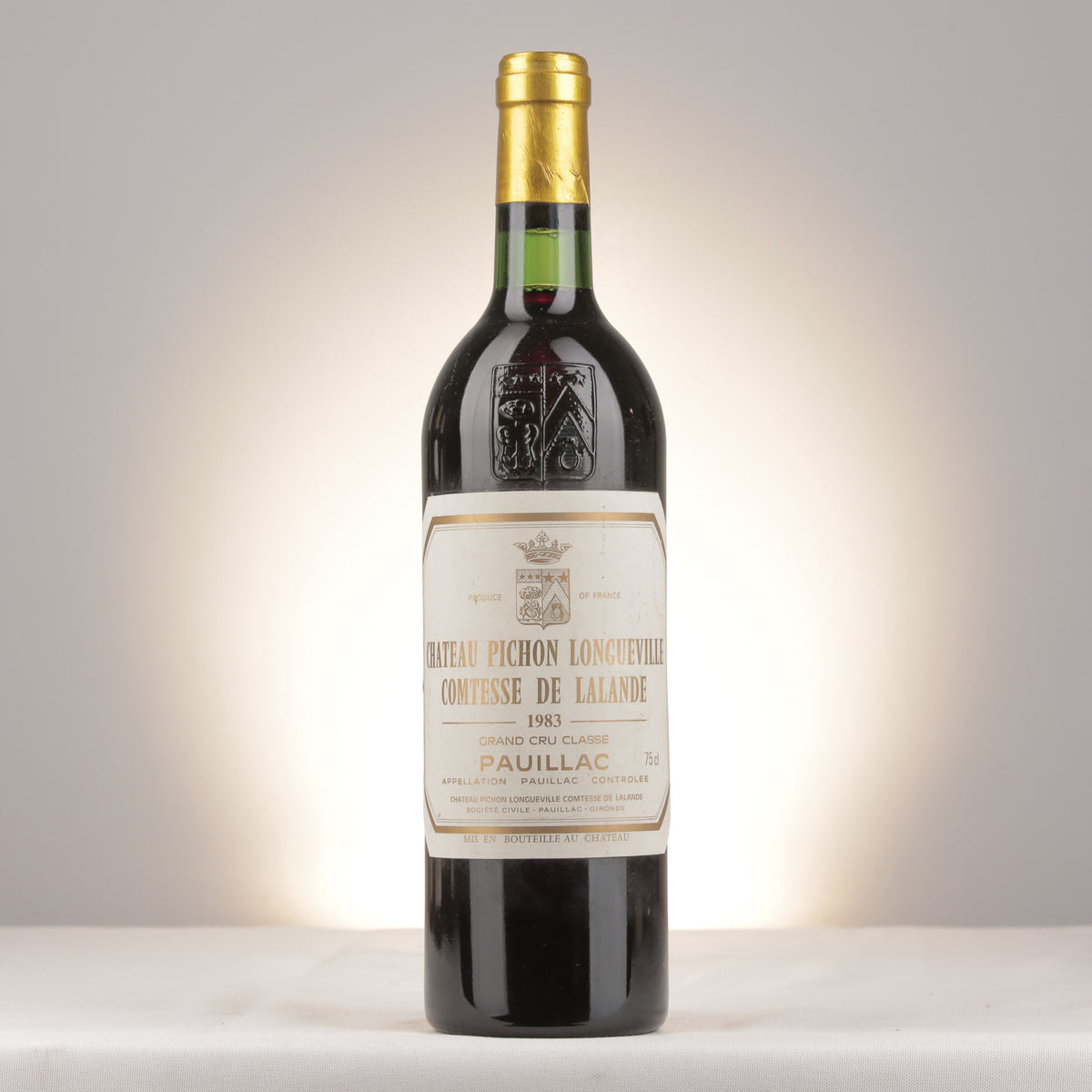 Pichon Comtesse Château Pichon Longueville Comtesse de Lalande 1983 Bottle front