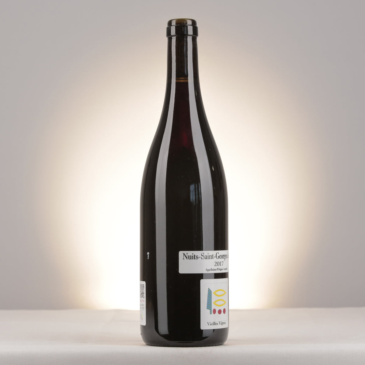 Prieuré Roch Nuits-Saint-Georges 1er Cru 2017 Bottle turned right