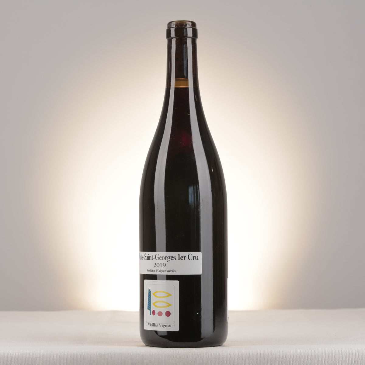 Prieuré Roch Nuits-Saint-Georges 1er Cru 2019 Bottle turned left