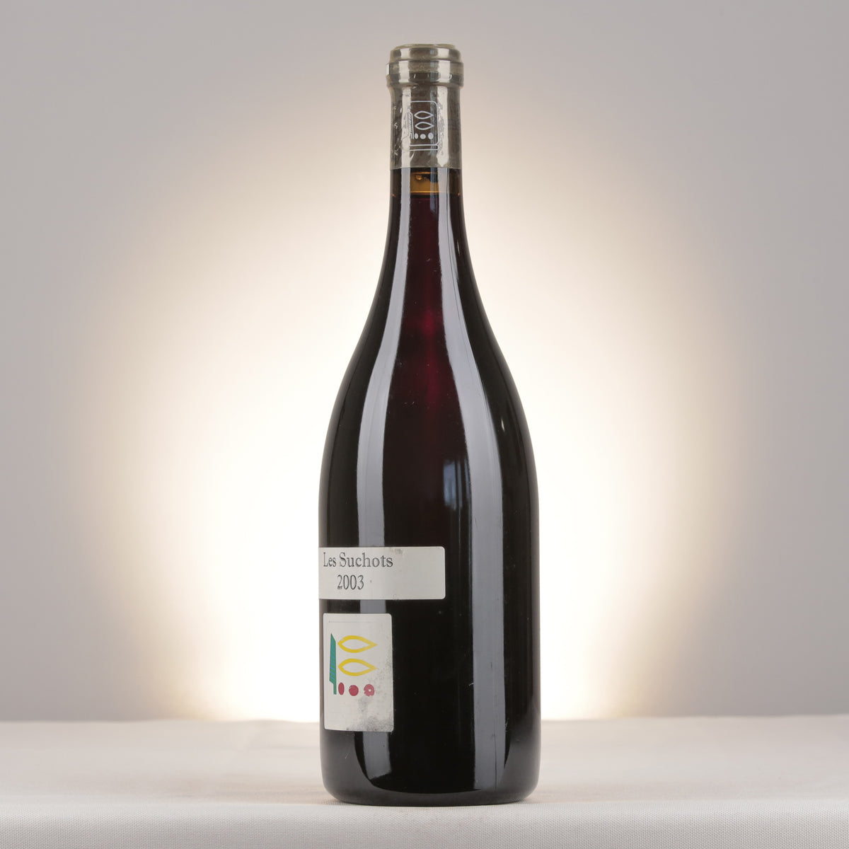 Prieuré Roch Vosne-Romanée Les Suchots 1er Cru 2003 Bottle turned left