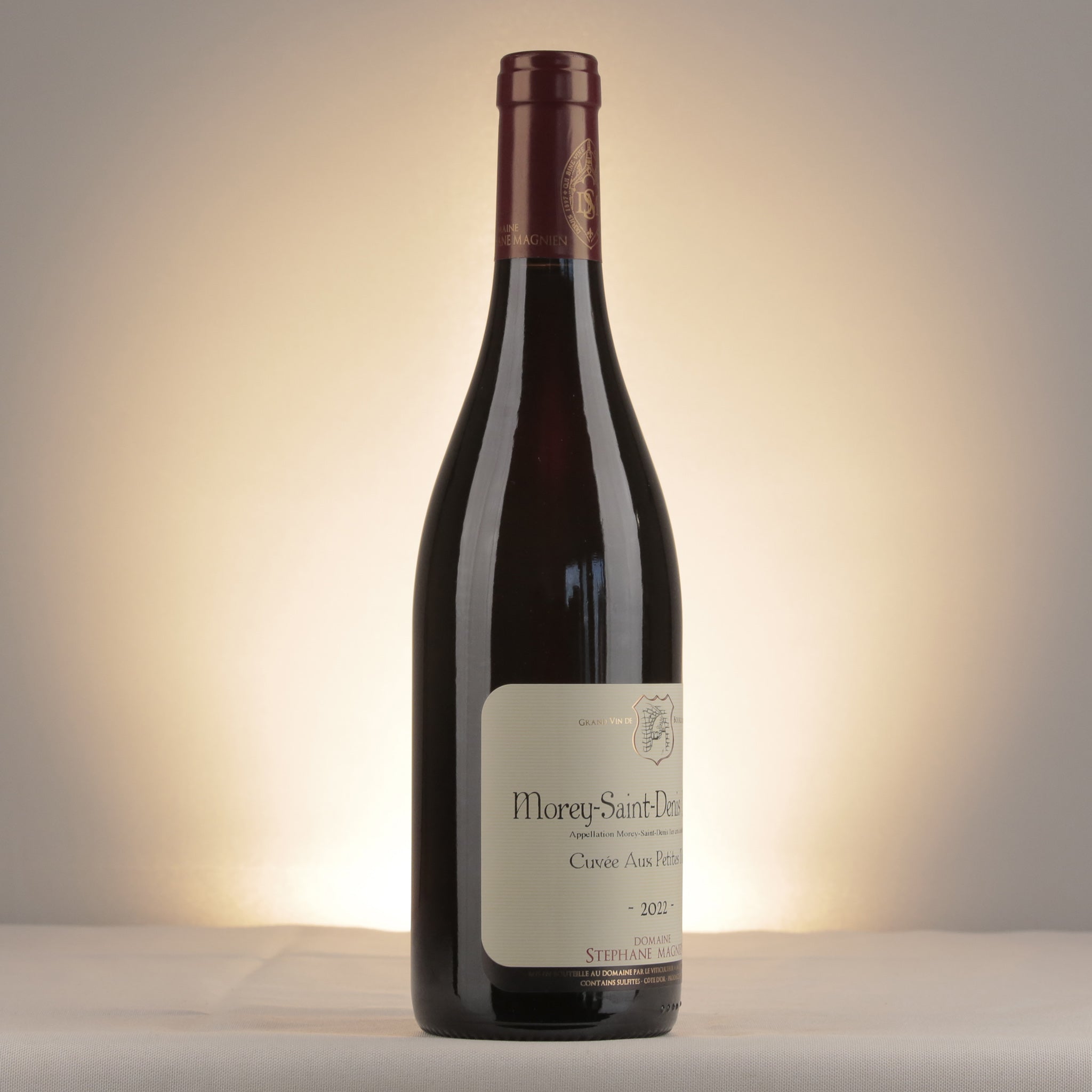 Stéphane Magnien Morey-Saint-Denis 1er Cru Cuvée Aux Petites Noix 2022 Bottle detail