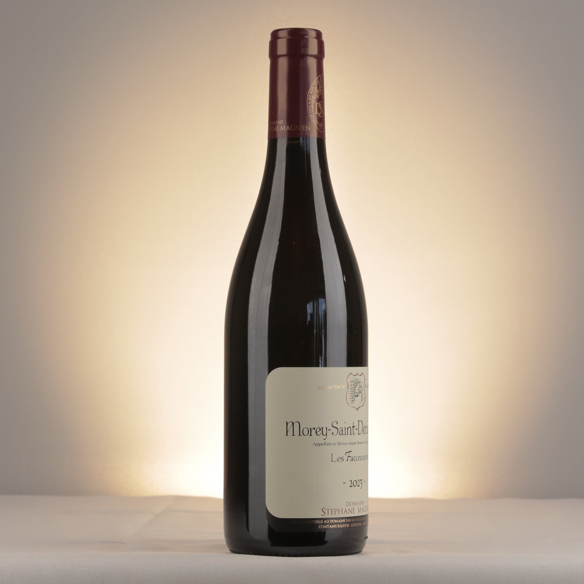 Stéphane Magnien Morey-Saint-Denis 1er Cru Les Faconnières 2023 Bottle detail