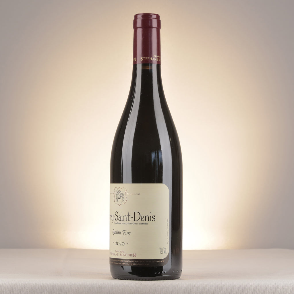 Stéphane Magnien Morey-Saint-Denis "Grains Fins" 2020 Bottle detail