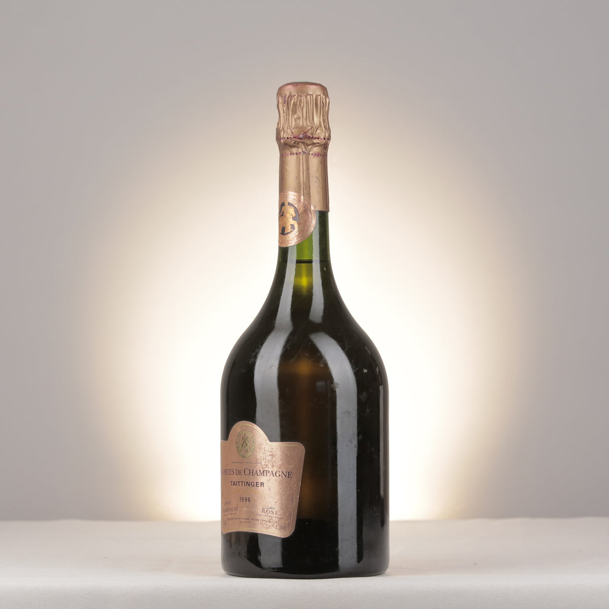 Champagne Taittinger Comtes de Champagne Rosé 1996 Bottle turned left